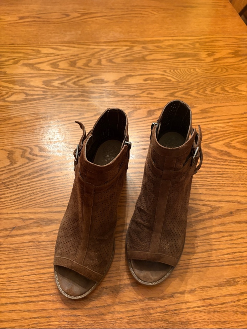 Vince Camuto Brown Perforated Peep Toe Ankle Booties/ Size 9M